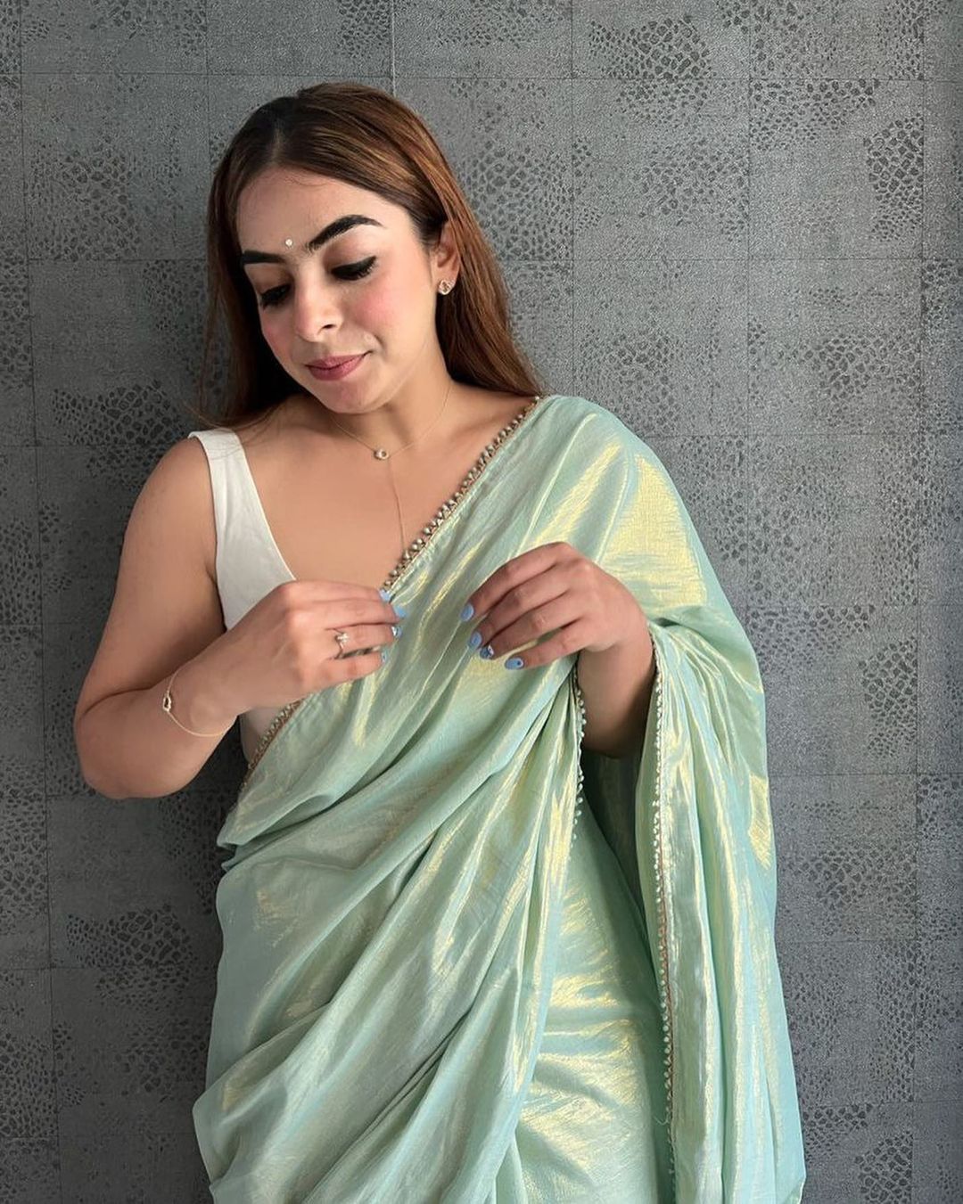 GURLEEN GAMBHIR IN OUR.  MINT GREEEN SAREE